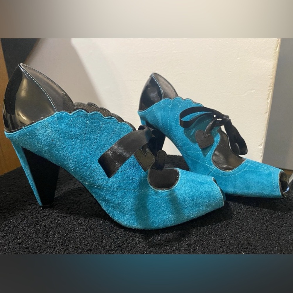 Poetic Licence Women's Kiss and Tell Leather Suede Peep-Toe Heel Women's Size 7M - Picture 6 of 11